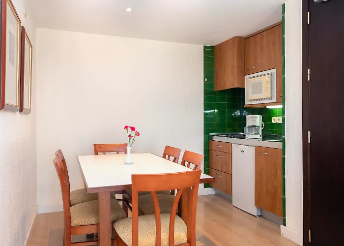 Hipotels Dunas Апарт-готель Кала-Мільор